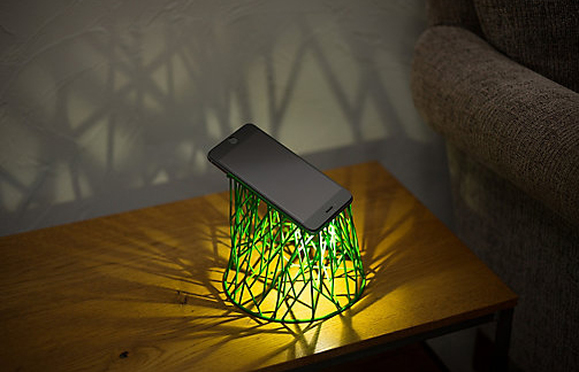 3D打印手機(jī)座.jpg 3D打印手機(jī)座.jpg